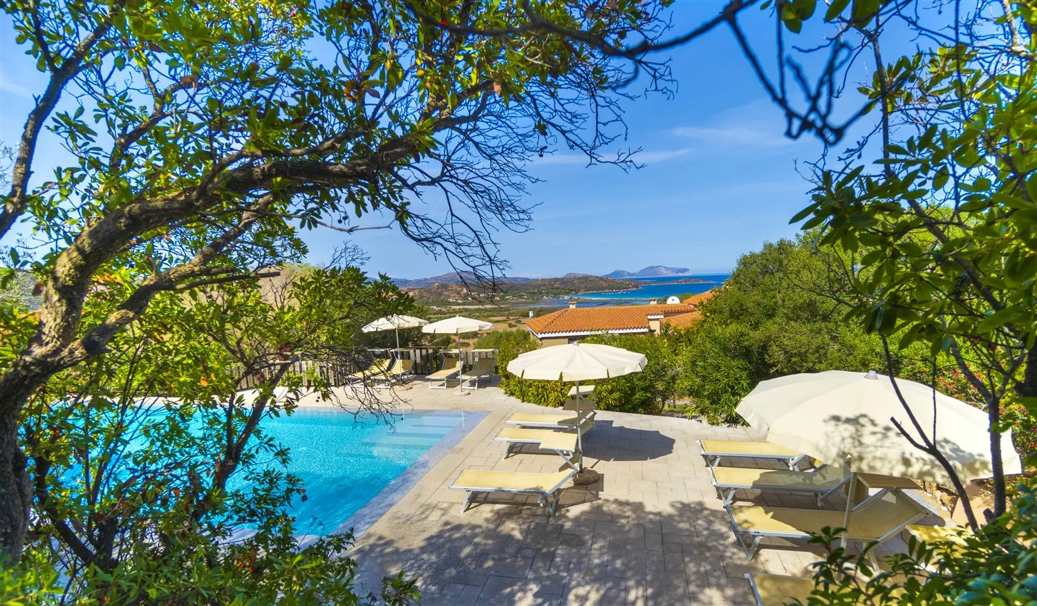 Evening light at the pool of Lu Nibareddu