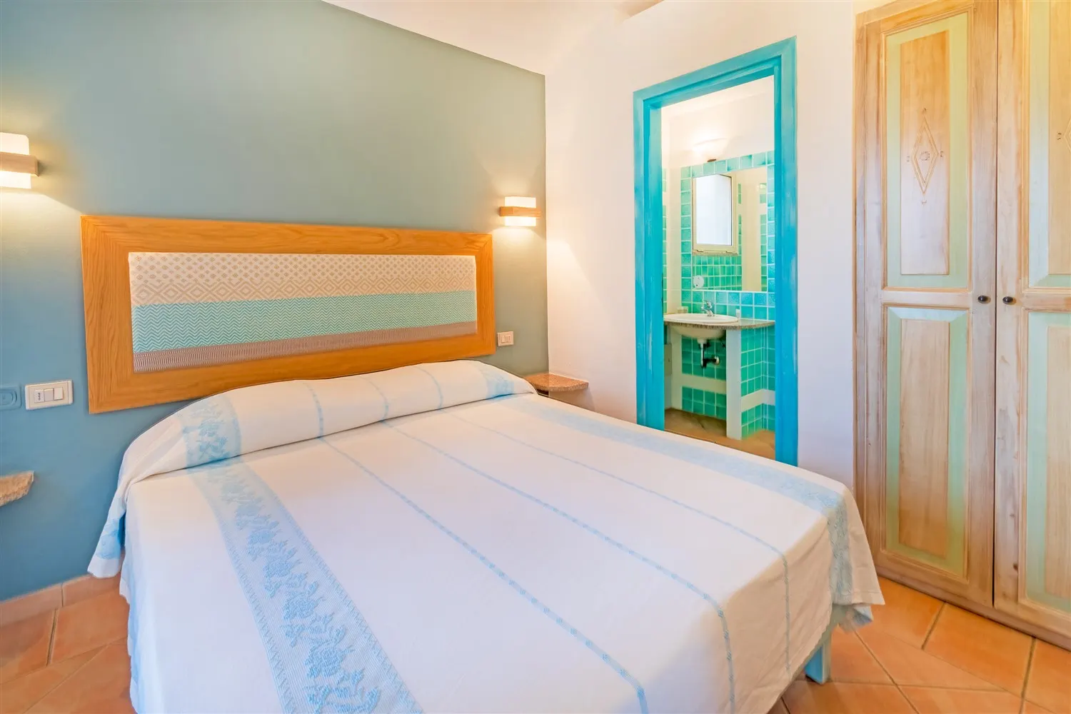 Villa for six guests between the junipers